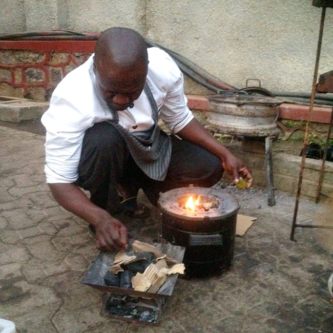 Local DRC chef compares SuperSaver Charcoal with traditional stove